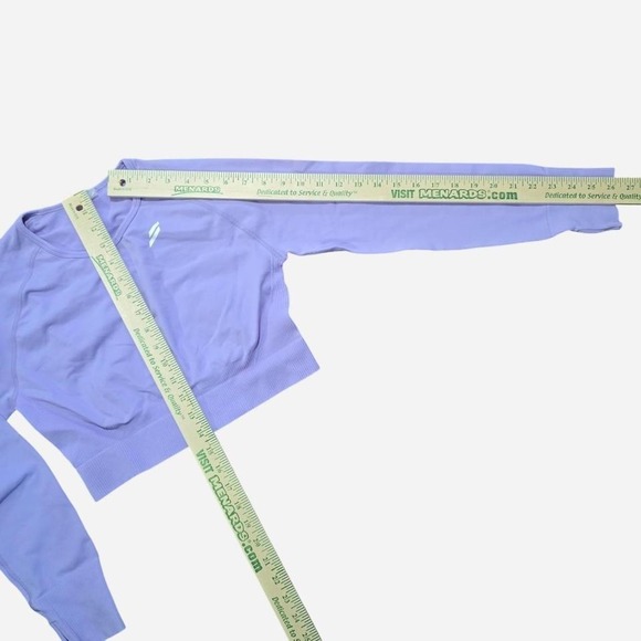 DOYOUEVEN crop workout top‎ - Picture 3 of 4